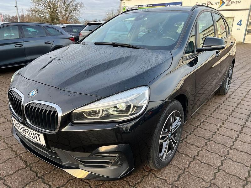Schwarz Gebraucht 2020 BMW 218 Active Tourer Advantage Van / Kleinbus | 18.490 € (Fairer Preis) - Bild 1/4