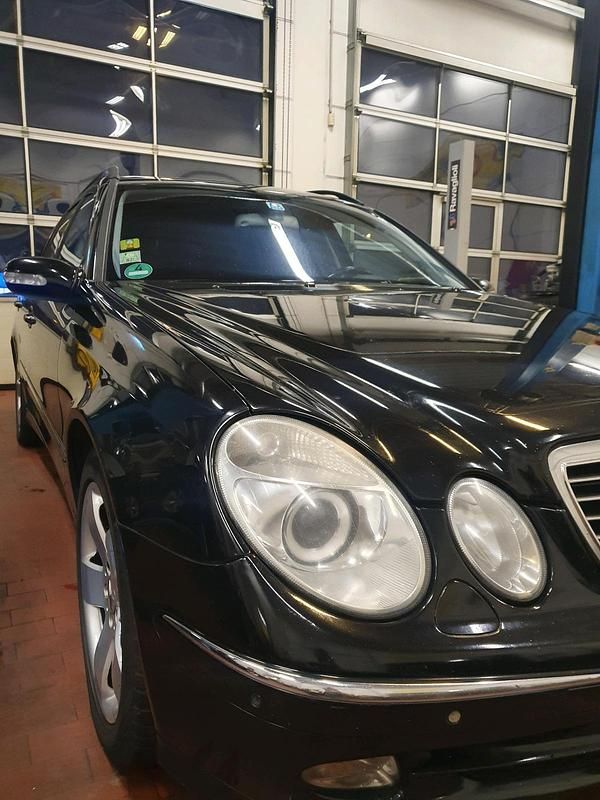 Gebraucht Mercedes E500 306 PS (225 kW) 2004 Schwarz Kombi