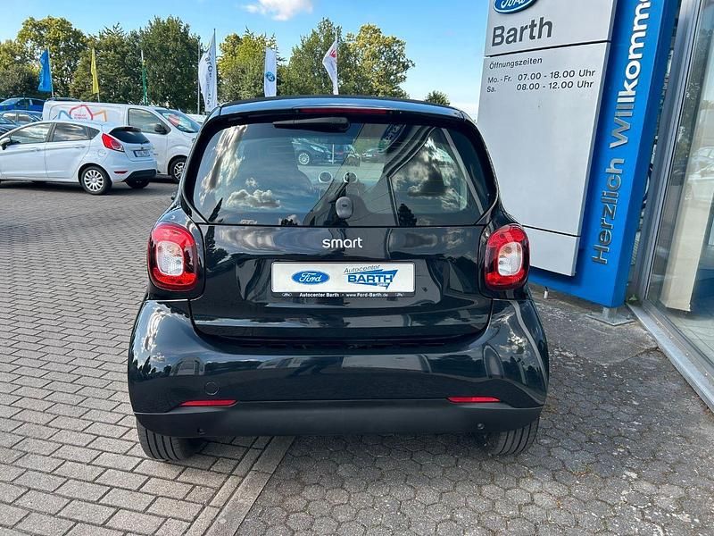 Gebraucht Smart ForTwo Coupé 60 kW (82 PS) 2020 Tridion sicherheitszelle in black Coupé