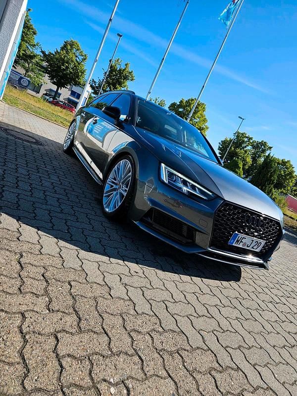Grau Gebraucht 2017 Audi S4 Kombi | 39.999 € (Fairer Preis) - Bild 1/4