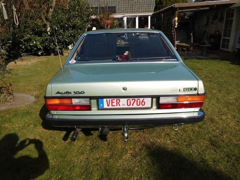 Gebraucht Audi 100 71 PS (52 kW) 1979 Grün Limousine