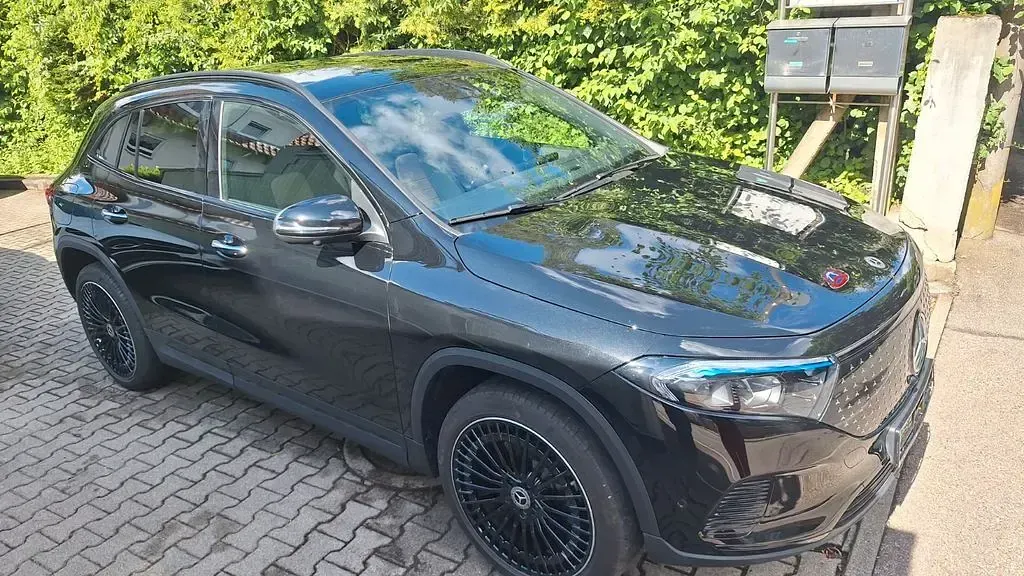Gebraucht Mercedes EQA250+ 139 kW (190 PS) 2025 Kosmosschwarz metalliclack SUV