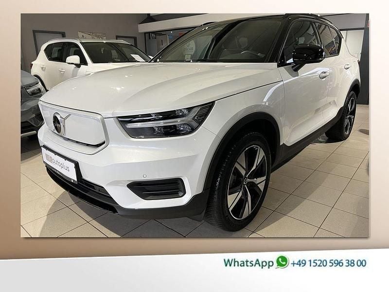 Crystal white Gebraucht 2022 Volvo XC40 Plus SUV | 26.950 € (Superpreis) - Bild 1/4