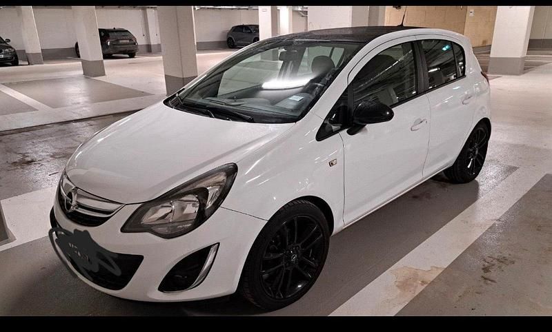 Weiß Gebraucht 2012 Opel Corsa Kleinwagen | 4.500 € (Teuer) - Bild 1/4