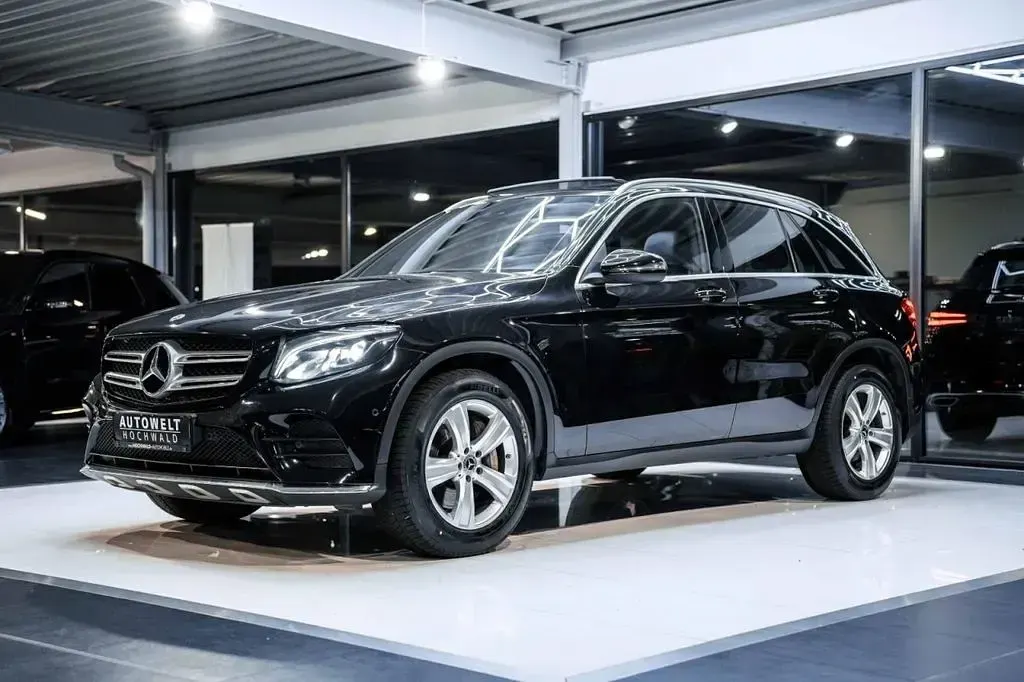 Gebraucht Mercedes GLC220 AMG line 170 PS (125 kW) 2018 Schwarz SUV