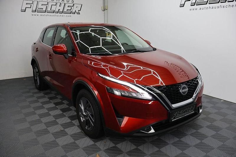 Gebraucht Nissan Qashqai Acenta 140 PS (102 kW) 2024 Rot SUV