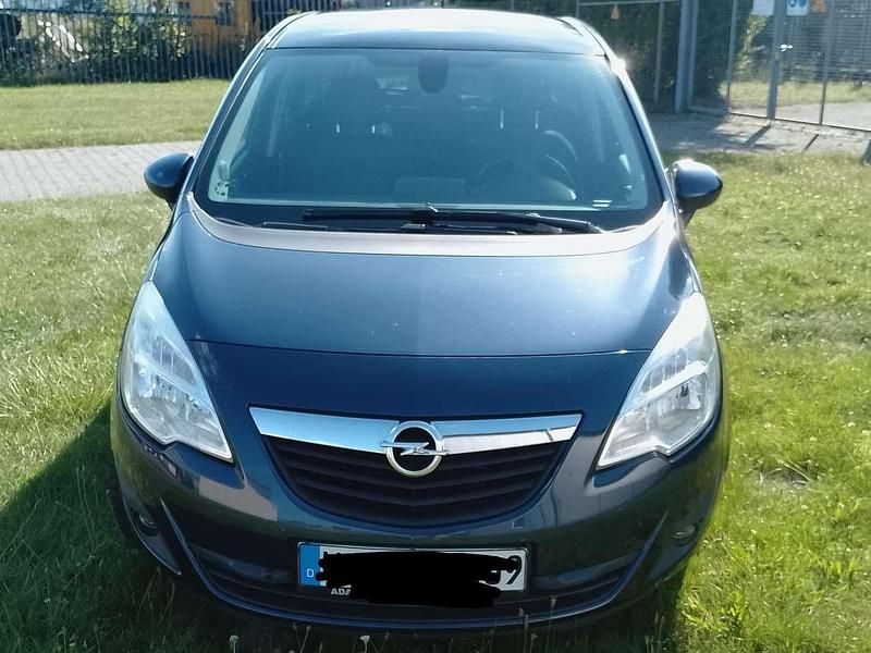 Gebraucht Opel Meriva Edition 120 PS (88 kW) 2012 Blau Van / Kleinbus