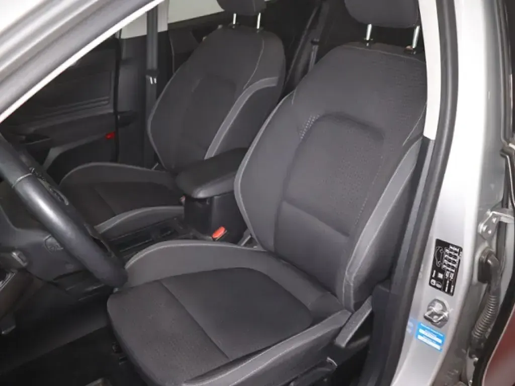 Gebraucht Ford Focus 125 PS (91 kW) 2019 Silber (metallic) Kombi