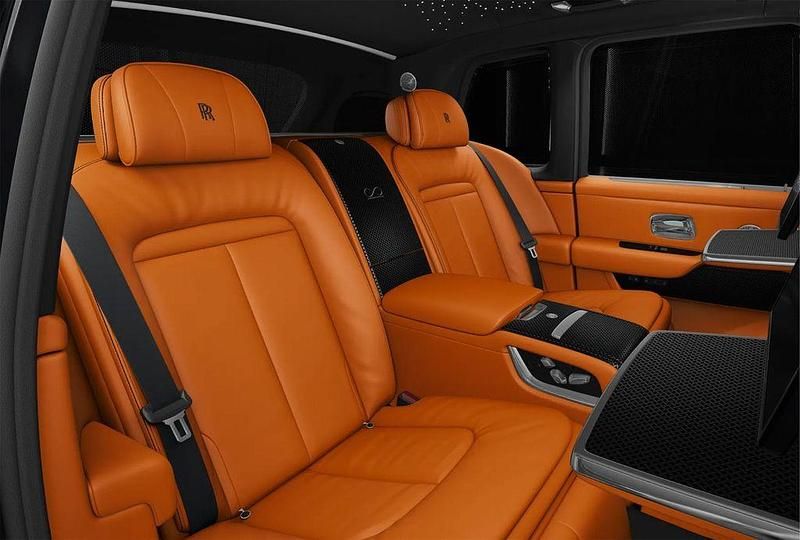 Neu Rolls Royce Cullinan 600 PS (441 kW) 2026 Schwarz SUV