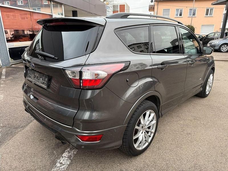Gebraucht Ford Kuga ST-Line 179 PS (131 kW) 2017 Grau SUV