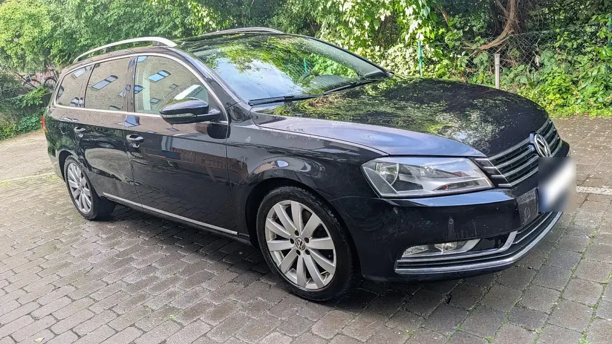Gebraucht VW Passat Highline 170 PS (125 kW) 2012 Schwarz Kombi
