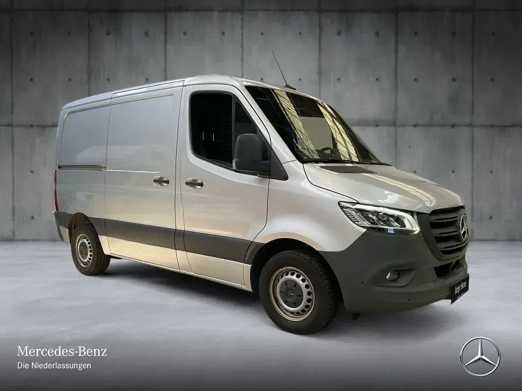 Gebraucht Mercedes Sprinter 143 PS (105 kW) 2021 Silber Van