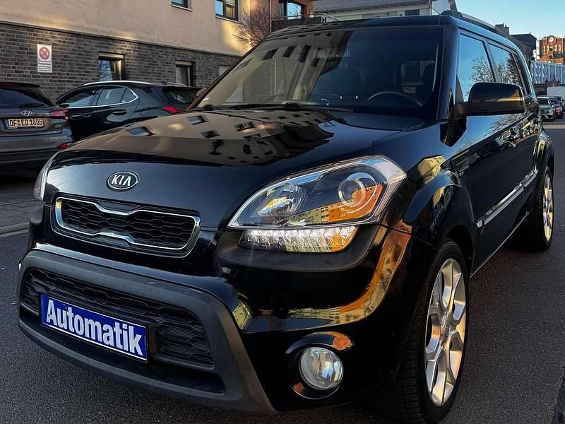 Gebraucht Kia Soul Spirit 128 PS (94 kW) 2012 Cassisschwarz met. SUV