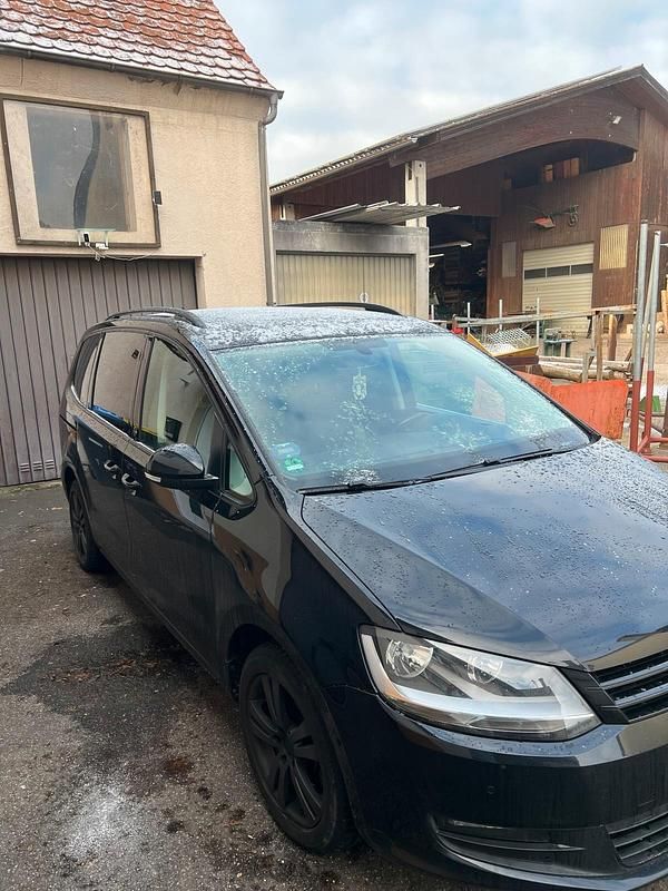 Gebraucht VW Sharan 150 PS (110 kW) 2017 Schwarz Van / Kleinbus