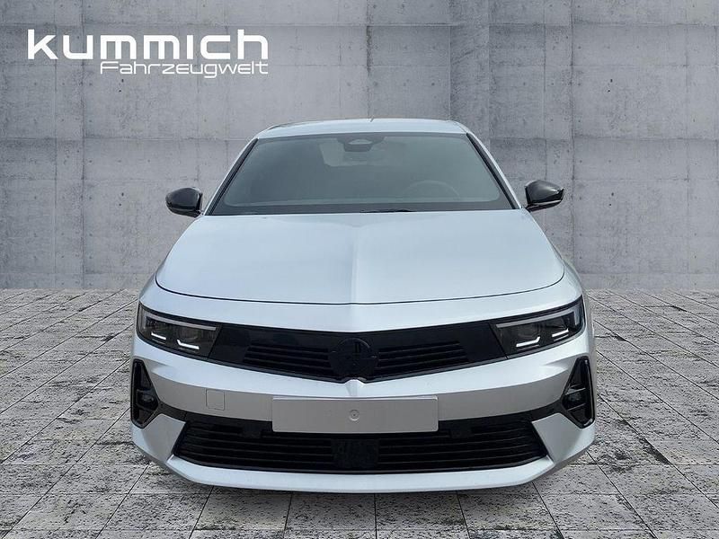 Neu Opel Astra 145 PS (106 kW) 2026 Silber Limousine