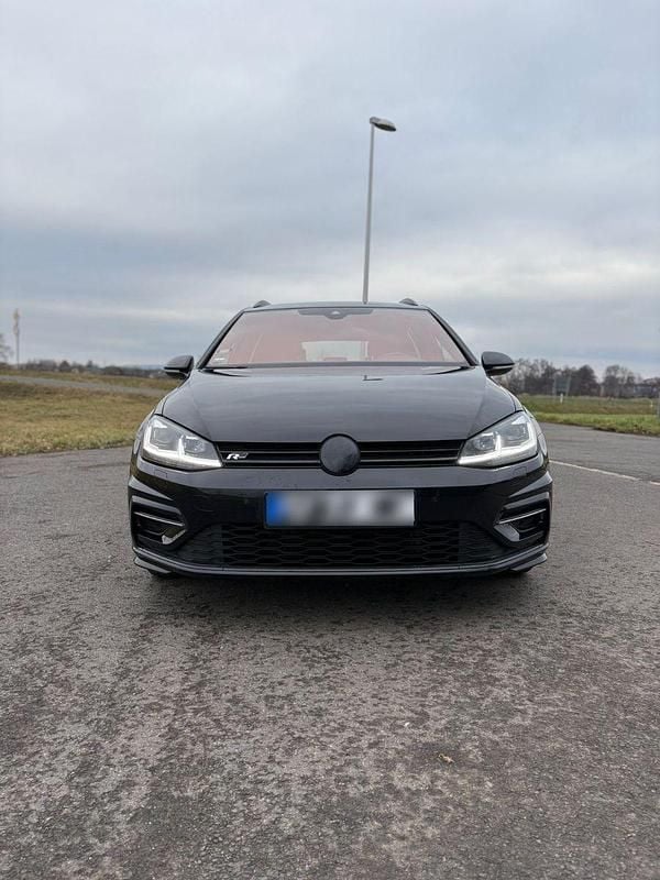 Gebraucht VW Golf VII R-line 150 PS (110 kW) 2018 Schwarz Kombi