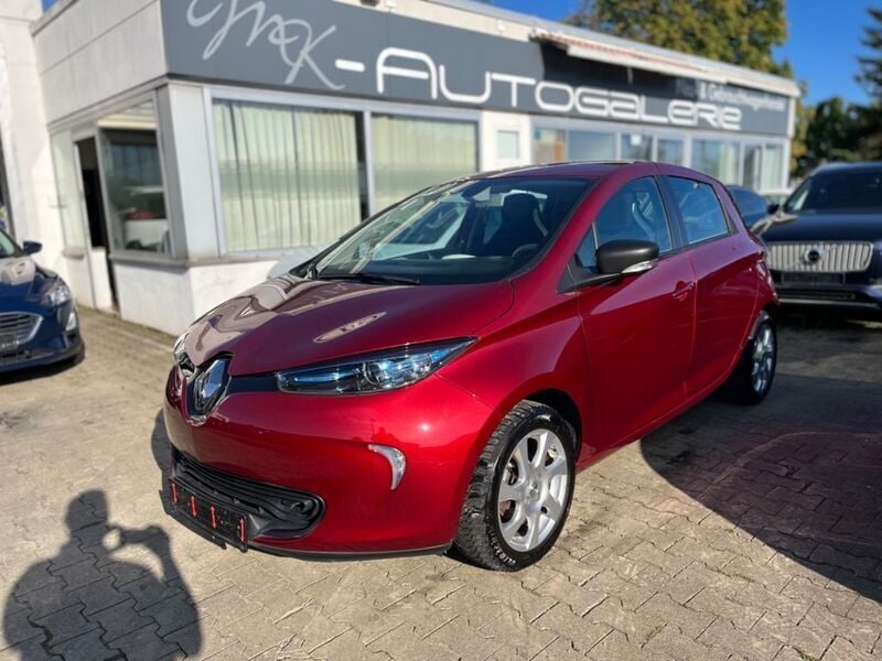 Second-hand Renault Zoe Life 42 kW (58 CP) 2019 Roșu Hatchback