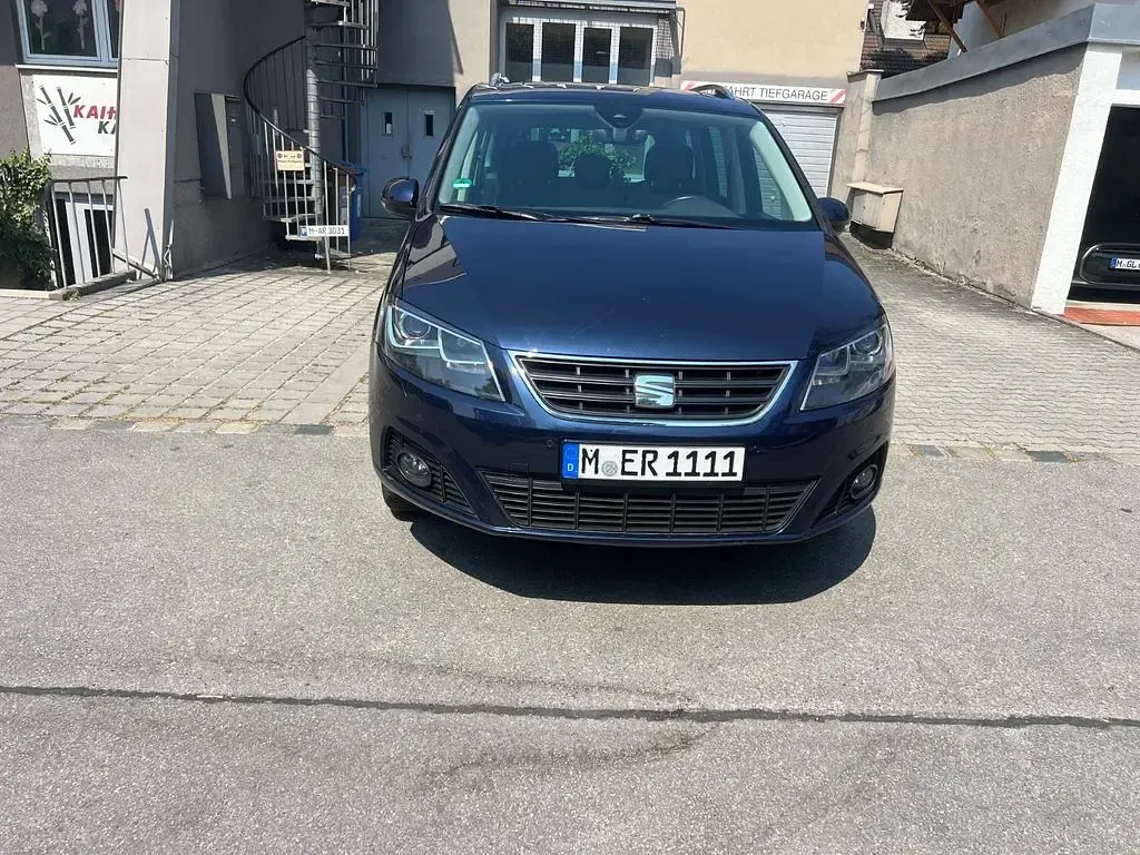 Gebraucht Seat Alhambra 4Drive 184 PS (135 kW) 2016 Blau Van / Kleinbus
