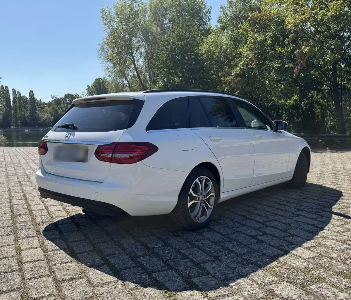 Gebraucht Mercedes C200 136 PS (100 kW) 2018 Weiß Kombi