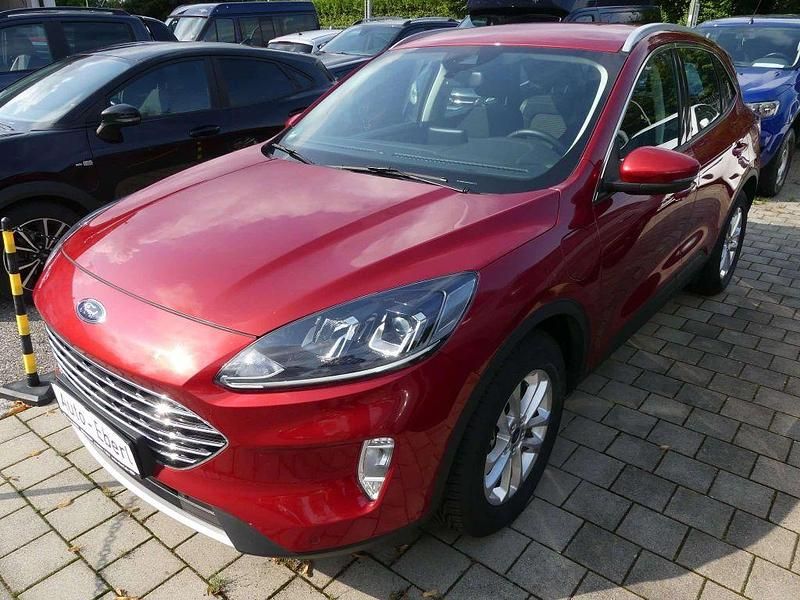 Rot Gebraucht 2021 Ford Kuga Titanium SUV | 22.495 € (Guter Preis) - Bild 1/4