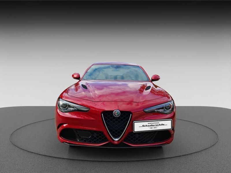 Gebraucht Alfa Romeo Giulia Quadrifoglio 510 PS (375 kW) 2017 Rosso competizione metallic Limousine