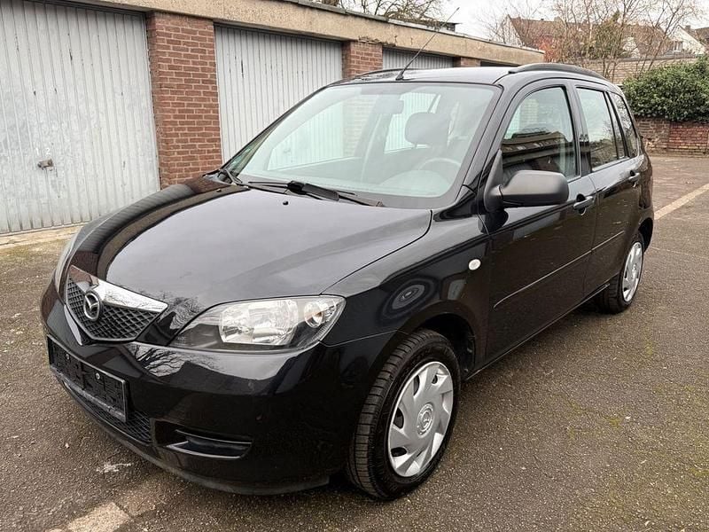 Schwarz Gebraucht 2003 Mazda 2 Exclusive Limousine | 2.999 € (Fairer Preis) - Bild 1/4