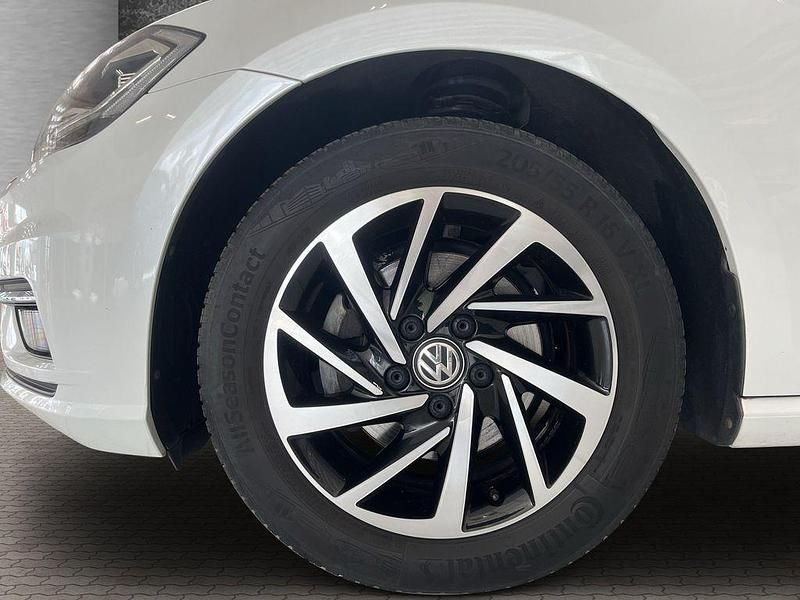 Gebraucht VW Golf VII Join 150 PS (110 kW) 2019 Weiß Limousine