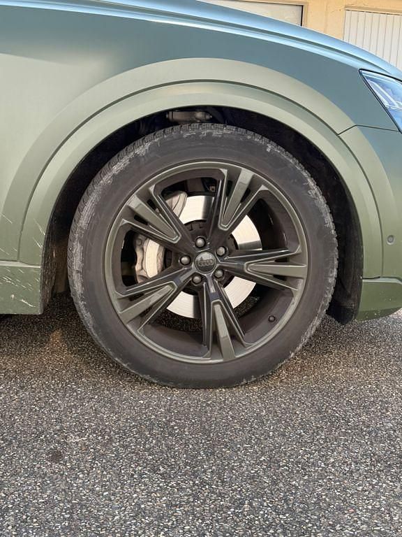 Gebraucht Audi Q8 286 PS (210 kW) 2021 Grün SUV