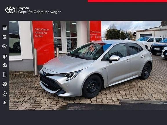 Gebraucht Toyota Corolla 122 PS (89 kW) 2021 Cosmicsilber metallic