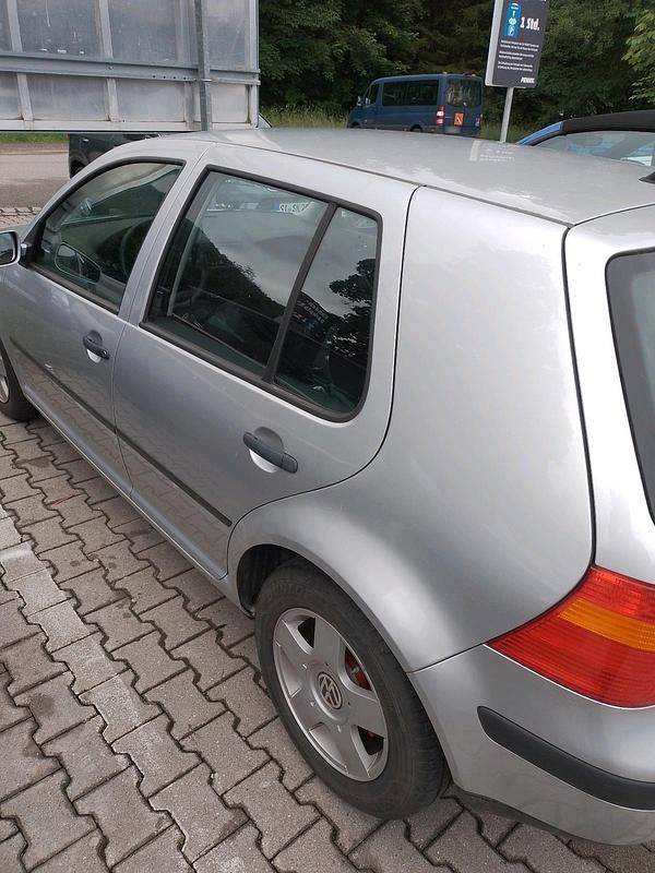 Gebraucht VW Golf IV 75 PS (55 kW) 2002 Limousine