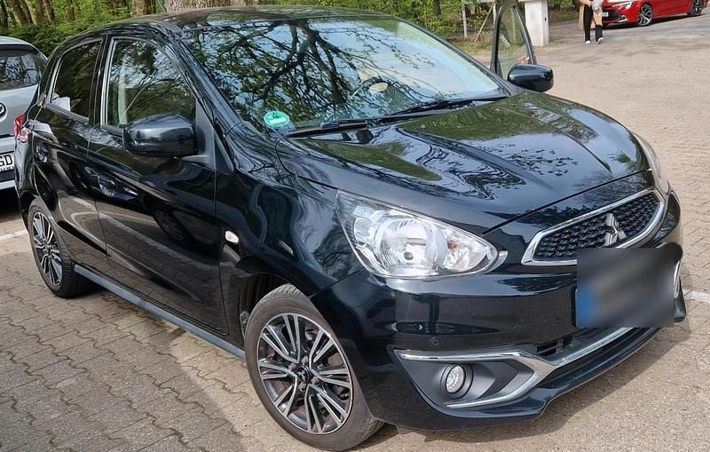 Gebraucht Mitsubishi Space Star Edition 80 PS (58 kW) 2017 Schwarz Kleinwagen