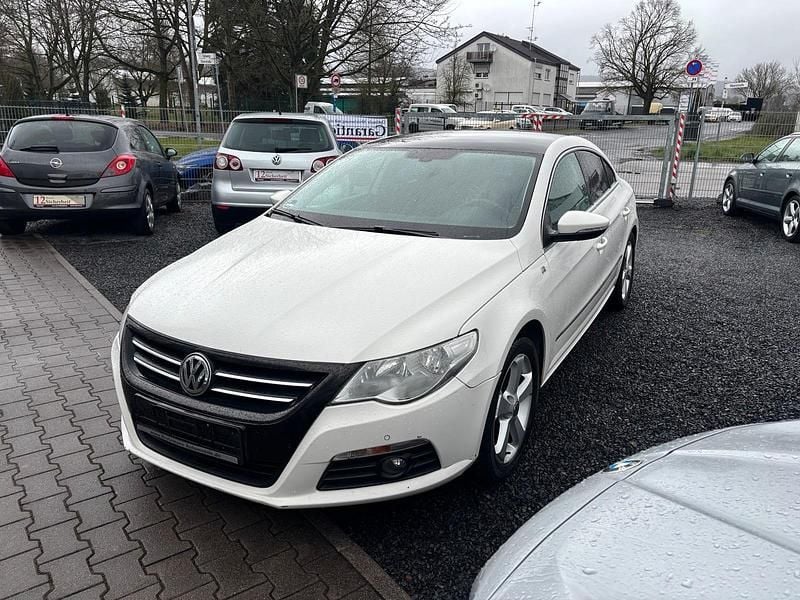 Gebraucht VW Passat 211 PS (155 kW) 2011 Weiß Limousine