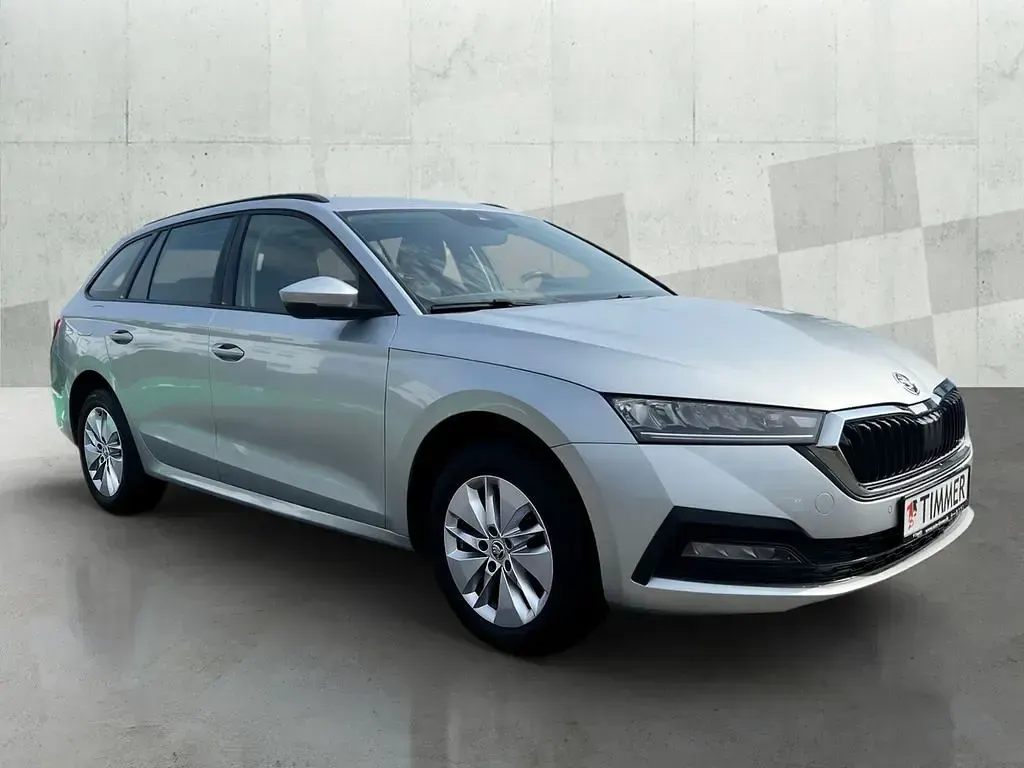 Usata Skoda Octavia Ambition 150 CV (110 kW) 2022 Argento Station wagon