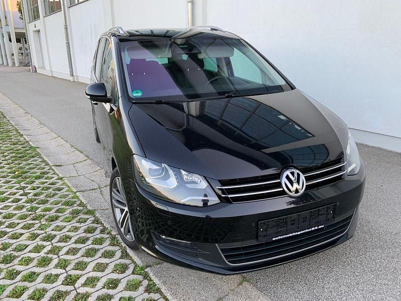 Schwarz Gebraucht 2012 VW Sharan Style Van / Kleinbus | 11.490 € (Fairer Preis) - Bild 1/4