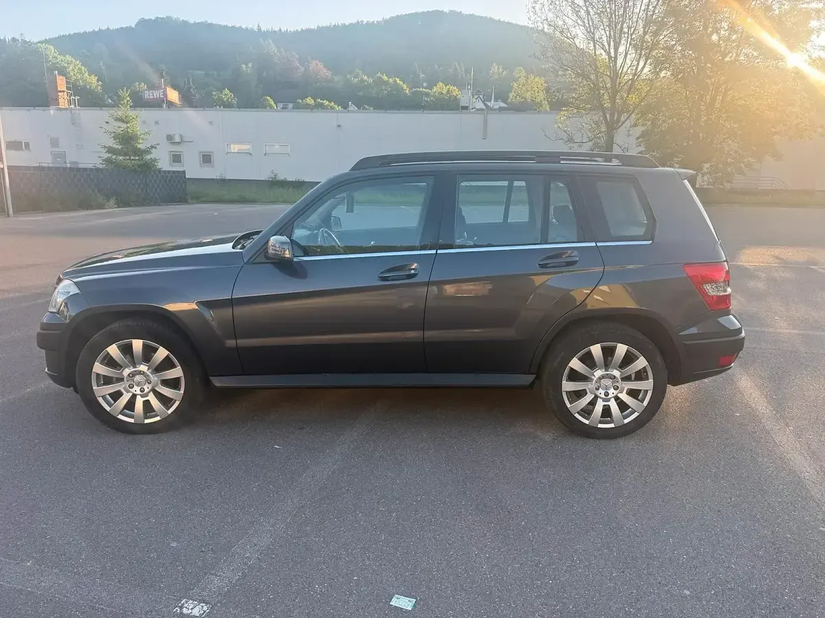 Gebraucht Mercedes GLK300 224 PS (164 kW) 2009 SUV