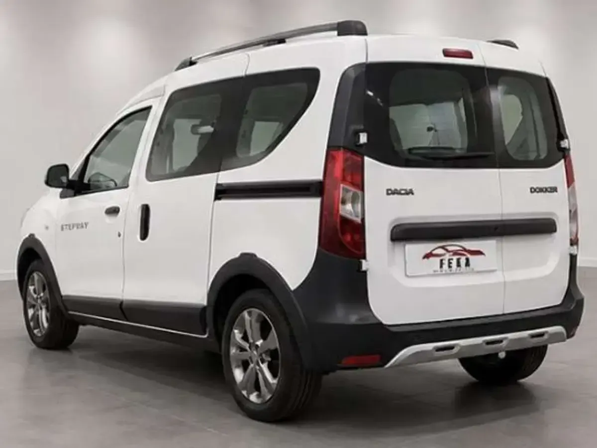 Gebraucht Dacia Dokker Stepway 102 PS (75 kW) 2016 Weiß Van / Kleinbus
