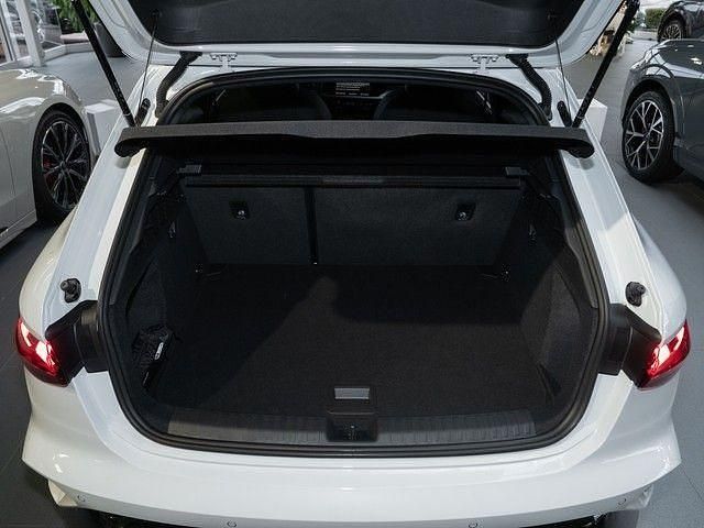 Gebraucht Audi A3 S-Line 150 PS (110 kW) 2025 Grün Limousine