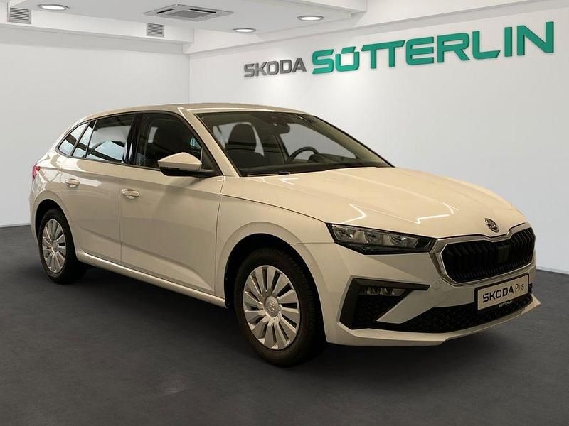 Gebraucht Skoda Scala Essence 116 PS (85 kW) 2025 Weiß Kleinwagen