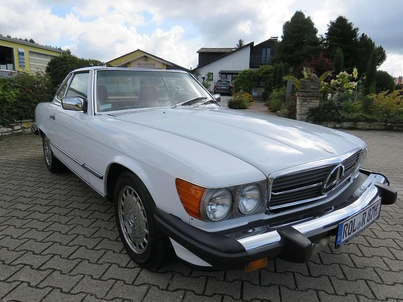 Gebraucht Mercedes 560 227 PS (166 kW) 1987 Weiß Cabrio