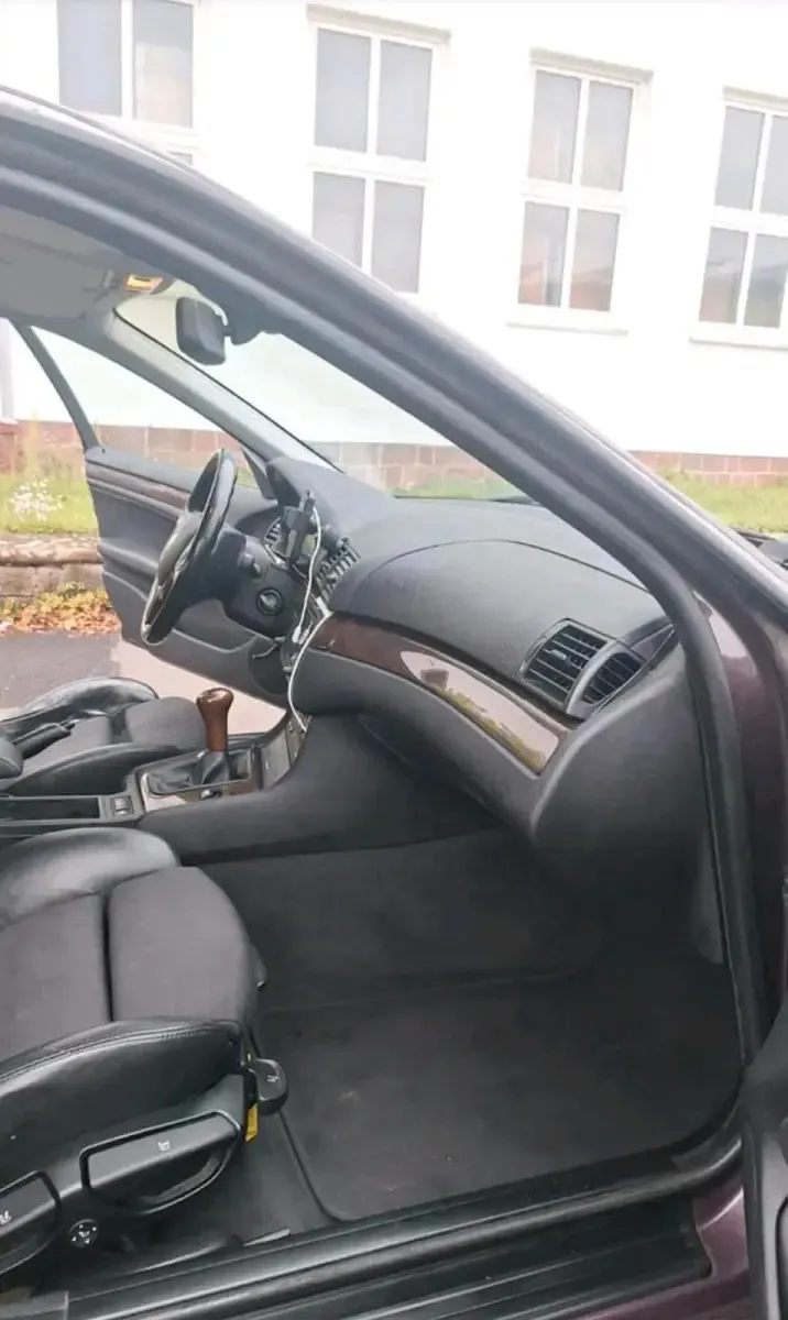 Gebraucht BMW 318 143 PS (105 kW) 2002 Violet Limousine