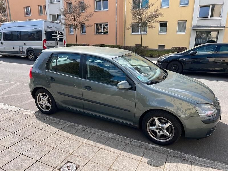 Gebraucht VW Golf IV 130 PS (95 kW) 2004 Grau Limousine