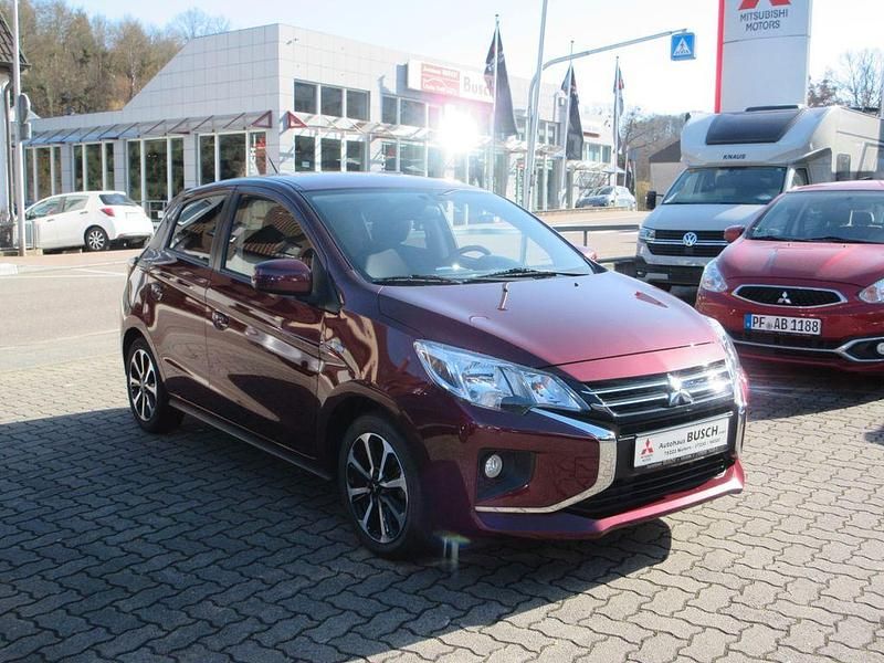 Gebraucht Mitsubishi Space Star Select+ 71 PS (52 kW) 2024 Rot Kleinwagen