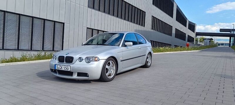 Silber Gebraucht 2003 BMW 318 Compact M Sport Kleinwagen | 1.800 € (Guter Preis) - Bild 1/4