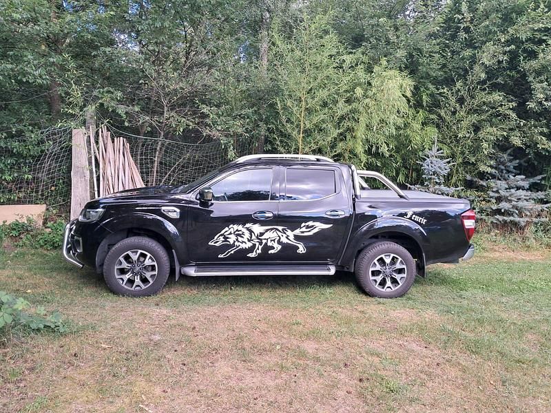 Schwarz Gebraucht 2018 Renault Alaskan Abholung | 18.700 € - Bild 1/4