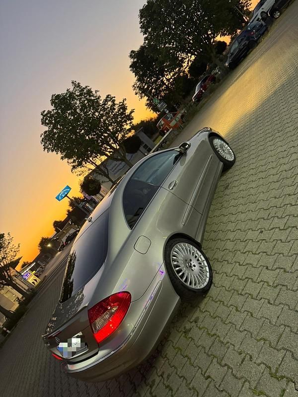 Gebraucht Mercedes CLK280 231 PS (169 kW) 2008 Silber Coupé