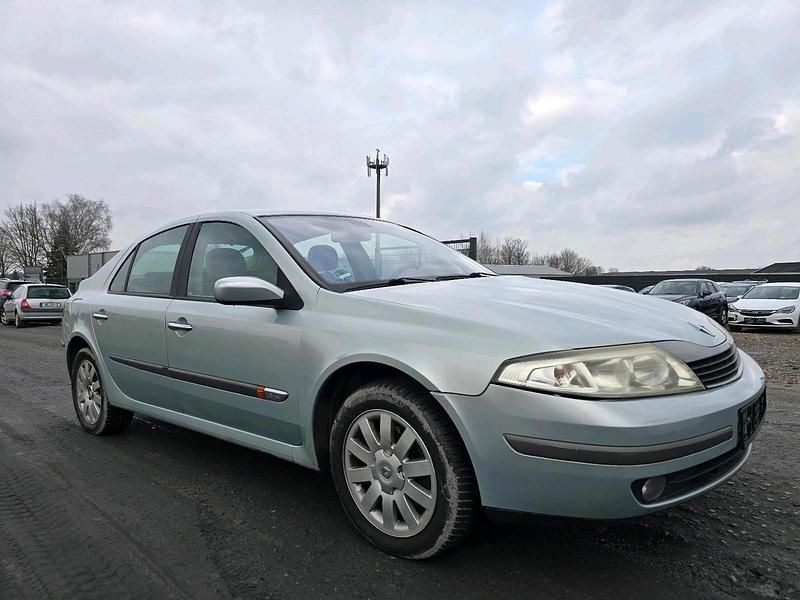 Gebraucht Renault Laguna II 116 PS (85 kW) 2002 Silber Limousine