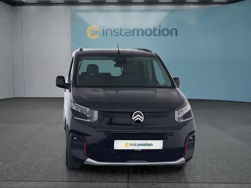 Neu Citroën Berlingo 131 PS (96 kW) 2025 Schwarz Van / Kleinbus