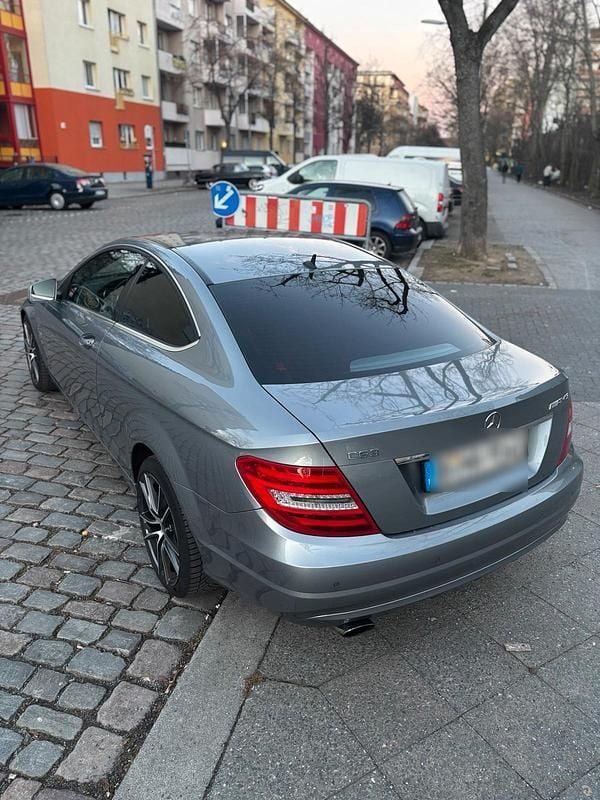 Gebraucht Mercedes C220 170 PS (125 kW) 2012 Grau Coupé