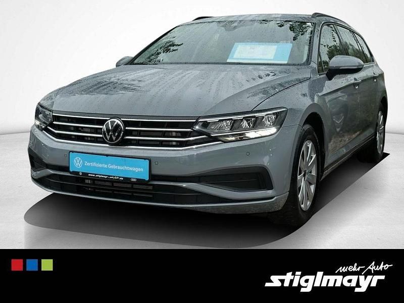 Mondsteingrau Gebraucht 2022 VW Passat Kombi | 23.920 € (Guter Preis) - Bild 1/4