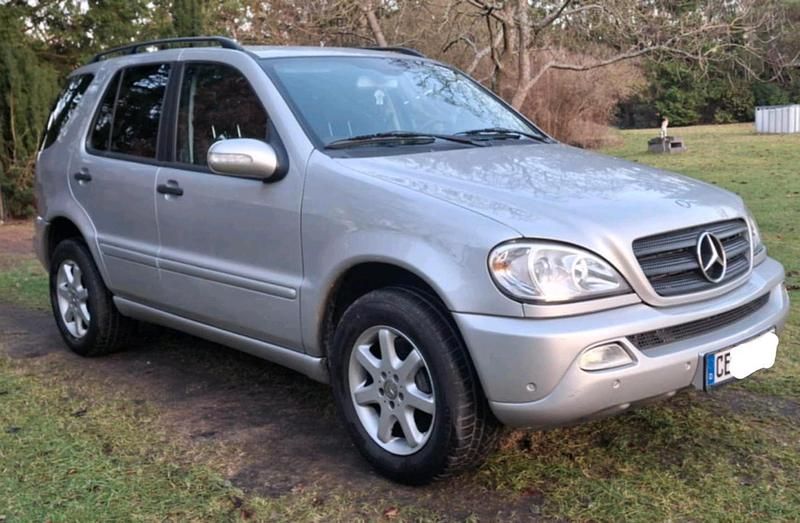 Gebraucht Mercedes ML270 2004 Silber SUV